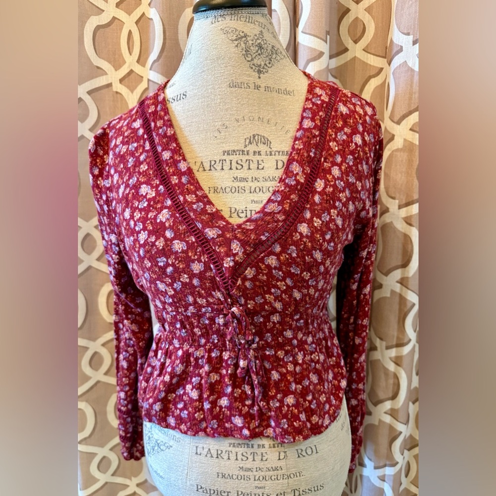Aeropostale Floral V-Neck Blouse - Burgundy